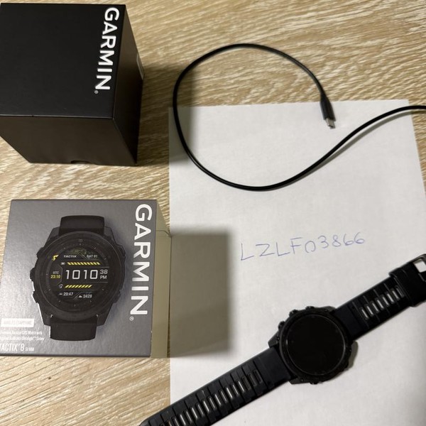 Garmin Tactix 8 - Black, AMOLED