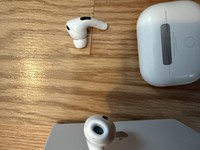 Apple AirPods Pro 2
