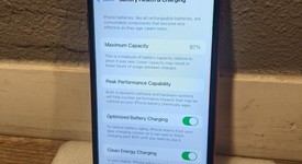 Good
													Apple iPhone SE 3rd Gen 2022 - Unlocked, Red, 128 GB, A2595, photo 3 of 10