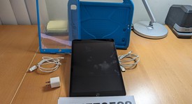 Mint
													Apple iPad 7th Gen - Wi-Fi, Gray, 32 GB, A2197, photo 1 of 3