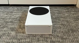 Mint
													Xbox Series S (2020) - White, 512 GB, photo 2 of 7