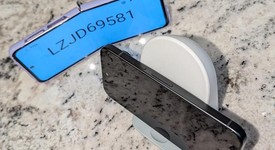 Mint
													Google Pixel 9 - Verizon, Obsidian, 128 GB, 12 GB, G2YBB, photo 3 of 5