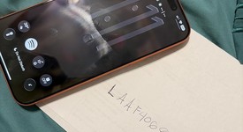 Mint
													Apple iPhone 17 Pro Max - Unlocked, Cosmic Orange, 256 GB, A3257, photo 5 of 10