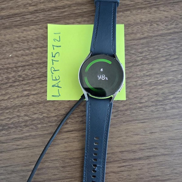 Samsung Galaxy Watch6 - Wi-Fi, Silver, 40mm