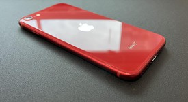 Good
													Apple iPhone SE 3rd Gen 2022 - AT&T, Red, 64 GB, A2595, photo 4 of 4