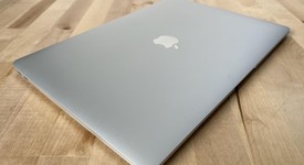 Good
													MacBook Air 2018 - 13" - I5, Silver, 128 GB, 8 GB, photo 5 of 15
