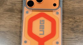 Mint
													Apple iPhone 17 Pro Max - Unlocked, Cosmic Orange, 256 GB, A3257, photo 5 of 10