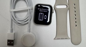 Mint
													Apple Watch SE 2nd Gen 40mm - Silver, A2722 - GPS, Aluminum, photo 1 of 7