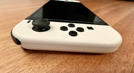 Mint
													Nintendo Switch - OLED - White, 64 GB, photo 3 of 11