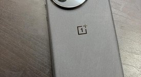 Mint
													OnePlus 13 - Unlocked, Black Eclipse, 512 GB, 16 GB, photo 6 of 6
