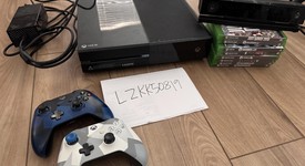 Good
													Xbox One (2013) - Black, 500 GB, photo 2 of 3