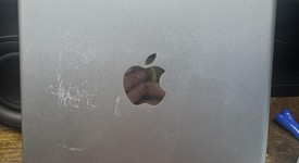 Good
													Apple iPad Air - Unlocked, Silver, 32 GB, photo 4 of 5