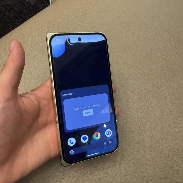 Google Pixel 10 Pro Fold - Unlocked, 512 GB, Jade, GU0NP