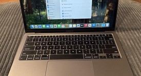 Good
													MacBook Air 2020 - 13" - I5, Gray, 512 GB, 8 GB, photo 1 of 7