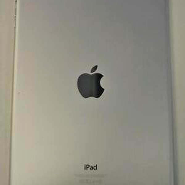 Apple iPad 7th Gen - Unlocked, 32 GB, Gray, A2200