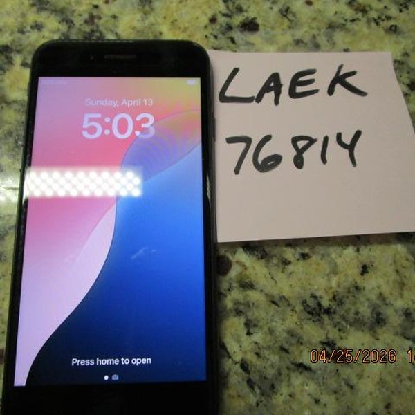 Apple iPhone SE 3rd Gen 2022 - Unlocked, 64 GB, Midnight, A2595