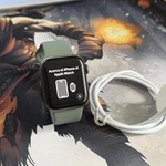 Good Apple Watch Series 5 40mm - Unlocked, Gray, A2094 Cellular, Aluminum