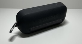 Mint
													Bose Soundlink Flex - Black, photo 2 of 4