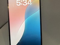 Apple iPhone 15