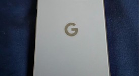 Mint
													Google Pixel 10 Pro - Unlocked, Moonstone, 128 GB, G4QUR, photo 4 of 10