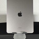 Good Apple iPad Air 11 inch (M2) 2024 - Unlocked, 128 GB, Starlight, A2903