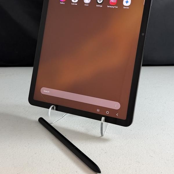 Samsung Galaxy Tab S8 - Wi-Fi, 128 GB, Graphite, 8 GB, SM-X700