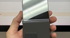 Good
													Samsung Galaxy Z Flip5 - Unlocked Non-US, Gray, 256 GB, 8 GB, SM-F731B, photo 2 of 8