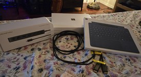 Mint
													Microsoft Surface Pro 11 - Platinum, 1 TB, 32 GB, photo 5 of 13