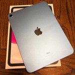 Good Apple iPad (10th Gen) - Wi-Fi, 256 GB, Blue, A2696