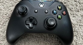 Mint
													Xbox Wireless Controller - Black, photo 1 of 5