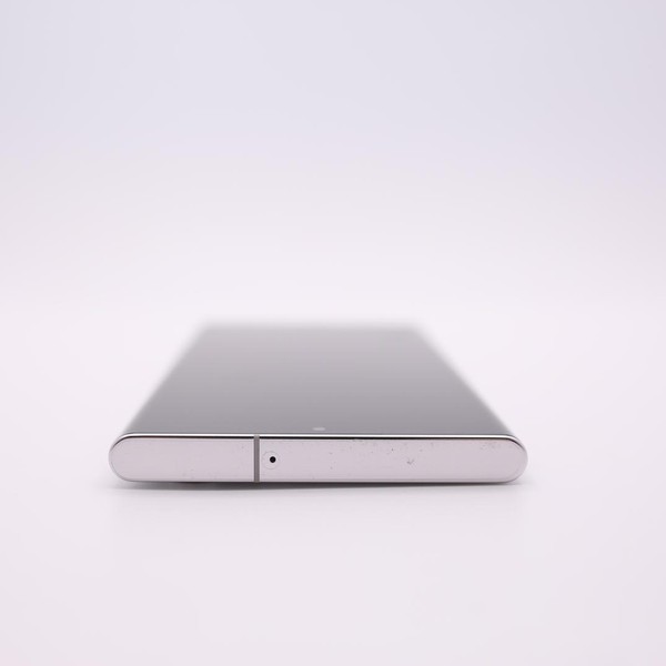 Samsung Galaxy S22 Ultra - Unlocked, 128 GB, White, 8 GB, SM-S908U1