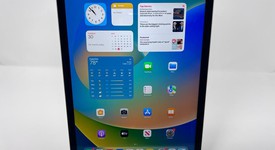 Mint
													Apple iPad Pro 12.9" 1st Gen 2015 - Unlocked, Gray, 128 GB, A1652, 1st Gen 2015, photo 1 of 6