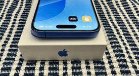 Good
													Apple iPhone 16 - Verizon, Ultramarine, 128 GB, A3081, photo 5 of 10