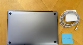 Good
													MacBook Pro 2018 (With Touch Bar) - 15" - I7, Gray, 512 GB, 32 GB, photo 4 of 8