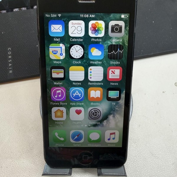 Apple iPhone 5 - Unlocked, 16 GB, Black, A1428
