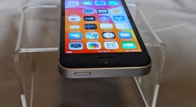 Fair
													Apple iPhone SE 1st Gen 2016 - T-Mobile, Grey, 16 GB, A1662, photo 5 of 6