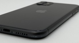Fair
													Apple iPhone 11 - Unlocked, Black, 64 GB, A2111, photo 5 of 8