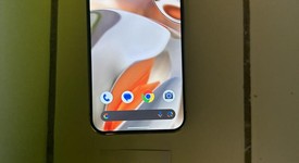 Good
													Google Pixel 9 Pro XL - Verizon, Porcelain, 256 GB, 16 GB, GGX8B, photo 2 of 5