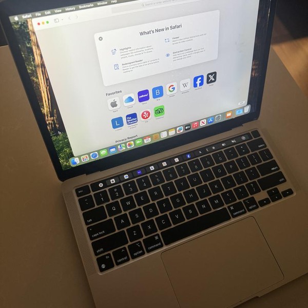 MacBook Pro 2020 - 13 inch - 512 GB, Silver, 8 GB, Apple M1