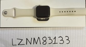 Good
													Apple Watch SE 2nd Gen 40mm - Starlight, A2722 - GPS, Aluminum, photo 5 of 5