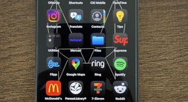 Mint
													Apple iPhone 15 Pro - Unlocked, Black, 128 GB, A2848, photo 1 of 9