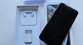 Mint
													Apple iPhone Xs Max - Verizon, Gold, 64 GB, A1921, photo 3 of 6