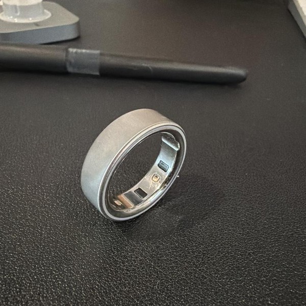 Oura Ring Gen 4 - Brushed Silver, Size 12