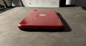 Good
													Apple iPhone SE 3rd Gen 2022 - Unlocked, Red, 64 GB, A2595, photo 3 of 7