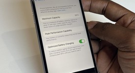 Good
													Apple iPhone 6S - Unlocked, Grey, 32 GB, A1688, photo 4 of 12