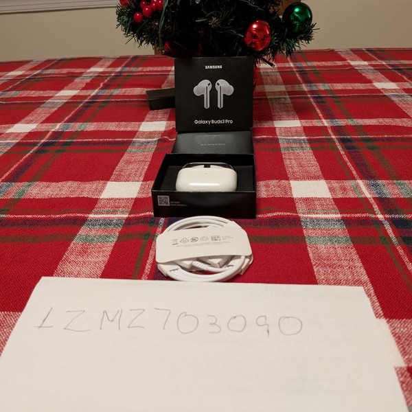 Samsung Galaxy Buds3 Pro - White