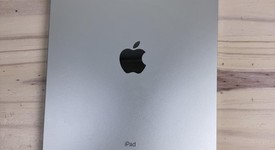 Mint
													Apple iPad 10th Gen - Unlocked, Silver, 64 GB, A2757, photo 3 of 7