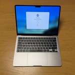 Good MacBook Air 2022 (M2) - 13 inch - 256 GB, Gray, 8 GB, Apple M2