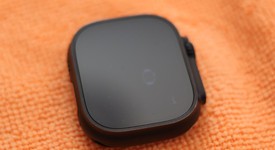 Good
													Apple Watch Ultra 2 49mm - Unlocked, Black, A2986, photo 4 of 44