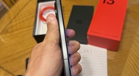 Mint
													OnePlus 13 - Unlocked, Black Eclipse, 512 GB, 16 GB, photo 4 of 9